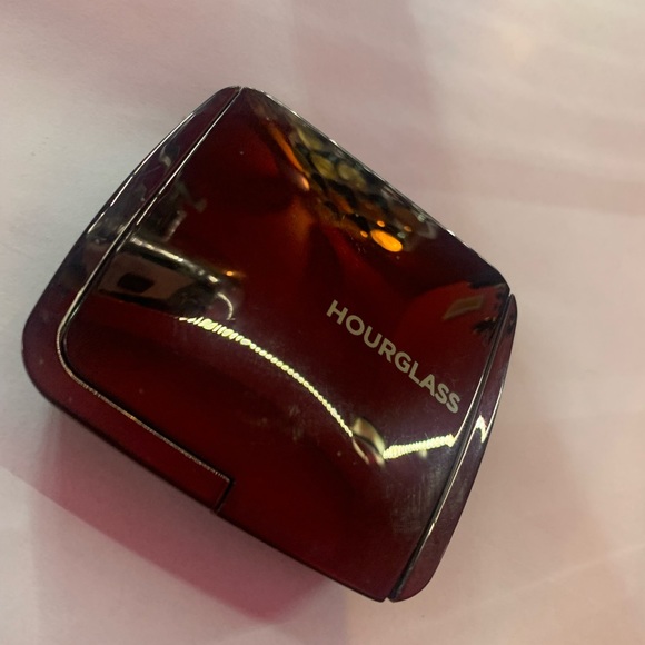 Hourglass Makeup Hourglass Setting Powder Shade Mood Light Poshmark